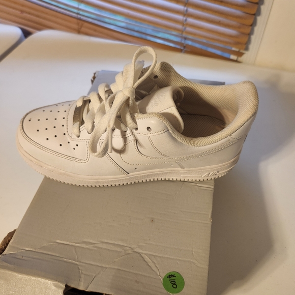 SOLD ON MERCARI - Picture 2 of 4